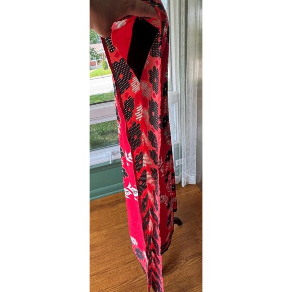 Vintage 80s muumuu, red, coral, black white floral, nylon hostess dress, cinched - Picture 9 of 9